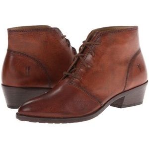 ISO Frye Ruby Chukka in brown so 7.5-8